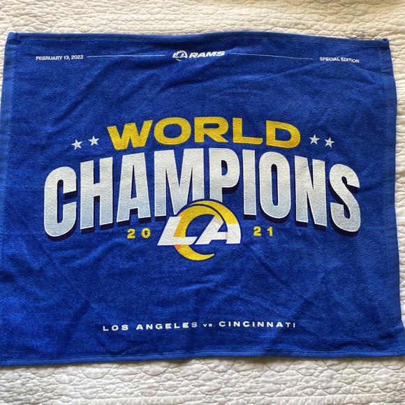🏈BRAND NEW LOS ANGELES RAMS Super Bowl Shirt / Towel Combo🏈 - Picture 3 of 10